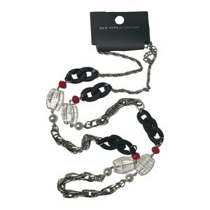 NWT New York & Company Black, Silver, and Red Necklace with Chunky Chain 20”
